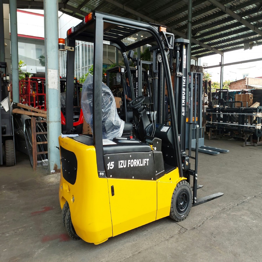 Xe Nâng dầu MGA FORKLIFT demo1